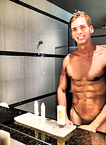 Austin Anderson the Ripped Gym Stud