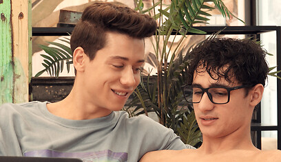 Tommy & Ben fuck by FreshMen image 1